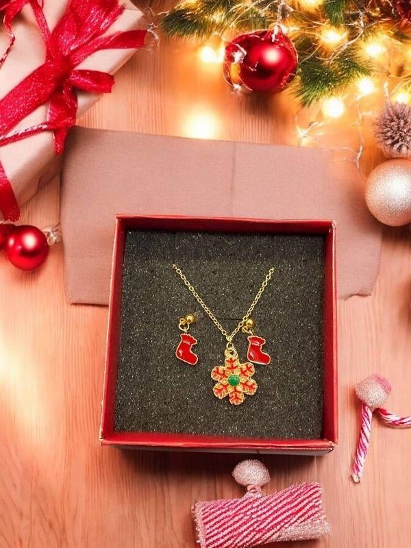 Yılbaşı Temalı Kar Taneli Charmlı Kolye Küpe Tasarım Set (Kutulu)