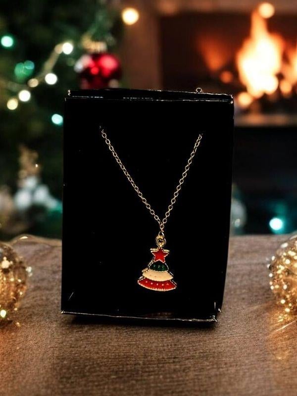 Yılbaşı Temalı Yıldızlı Çam Ağacı Charmlı Kolye (Kutulu)