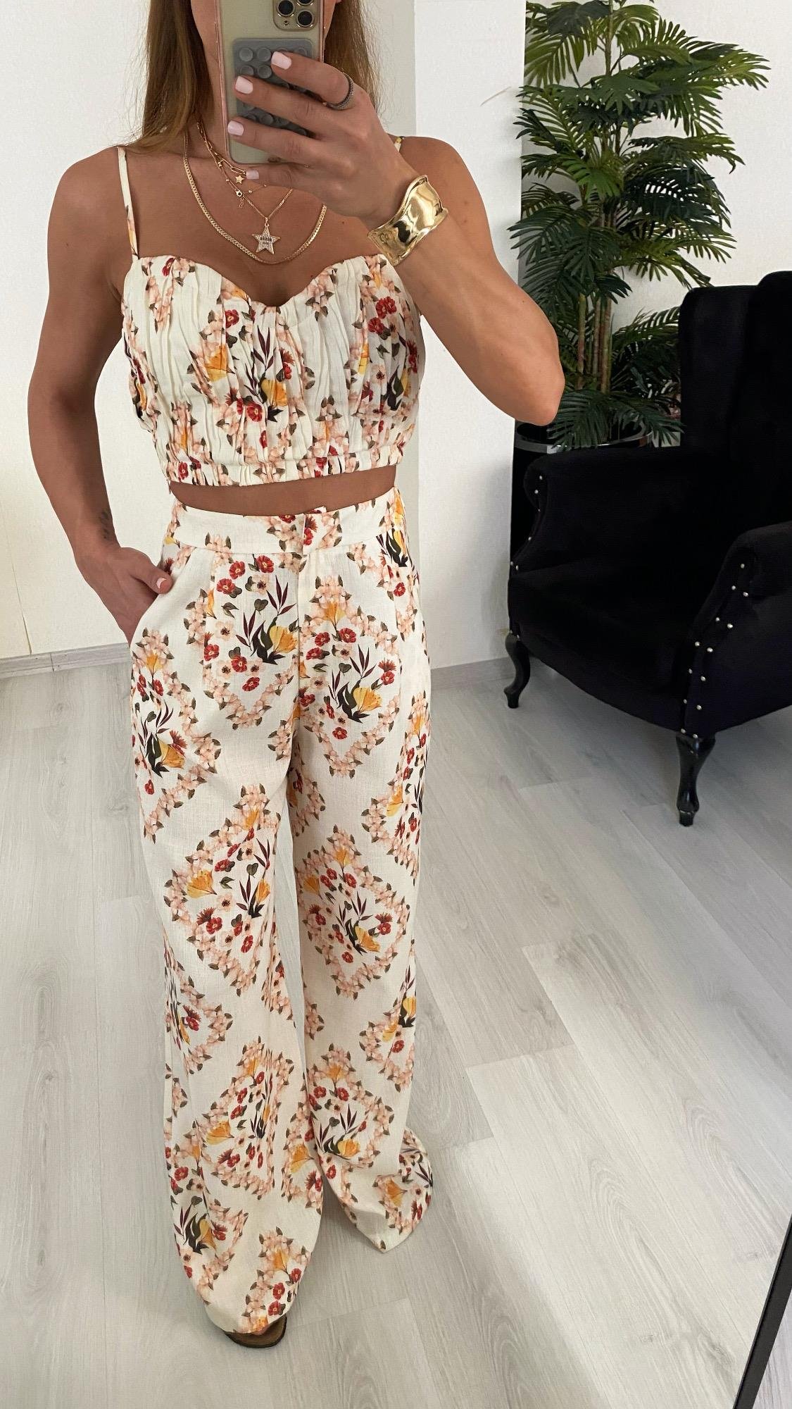YENİ SEZONDesenli Pamuklu Crop Pantolon Takım