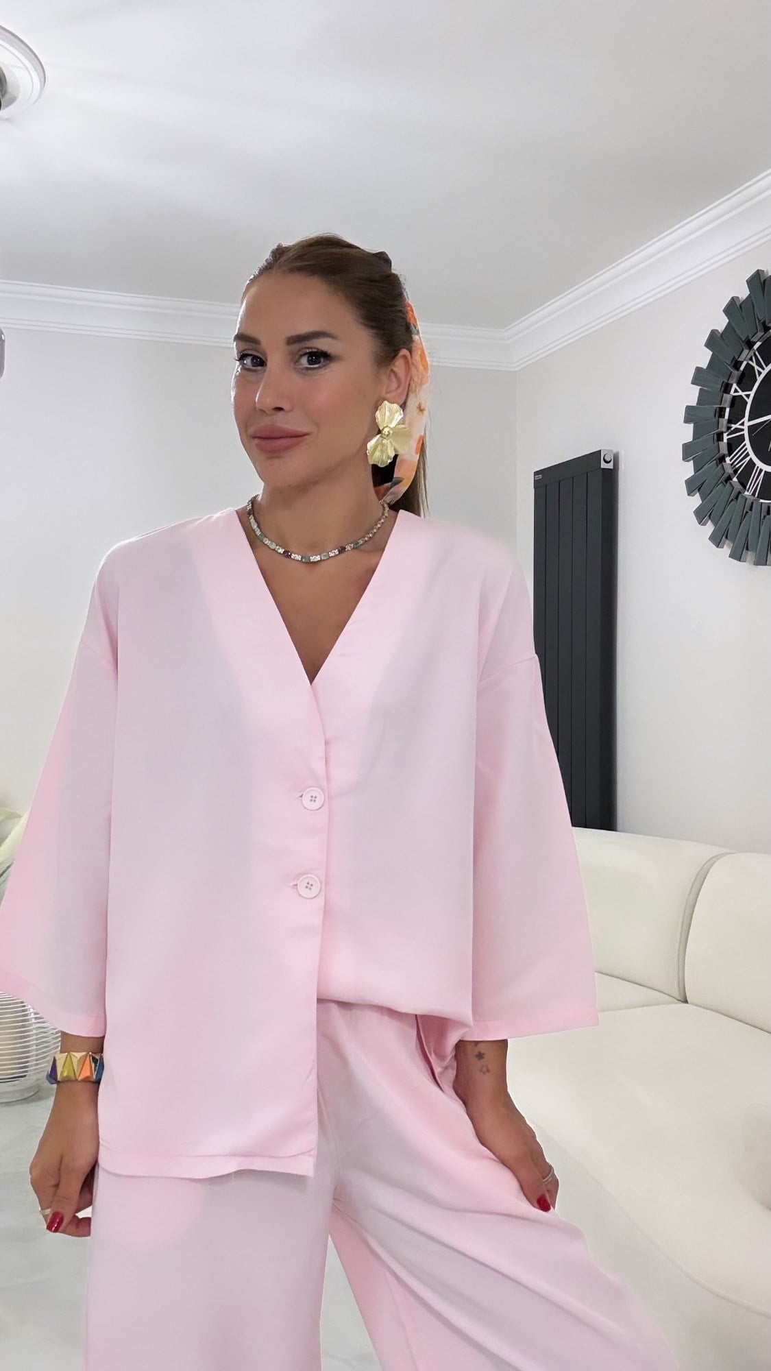 YENİ SEZONPembe Tensel Düğmeli Bluz Pantolon Takım