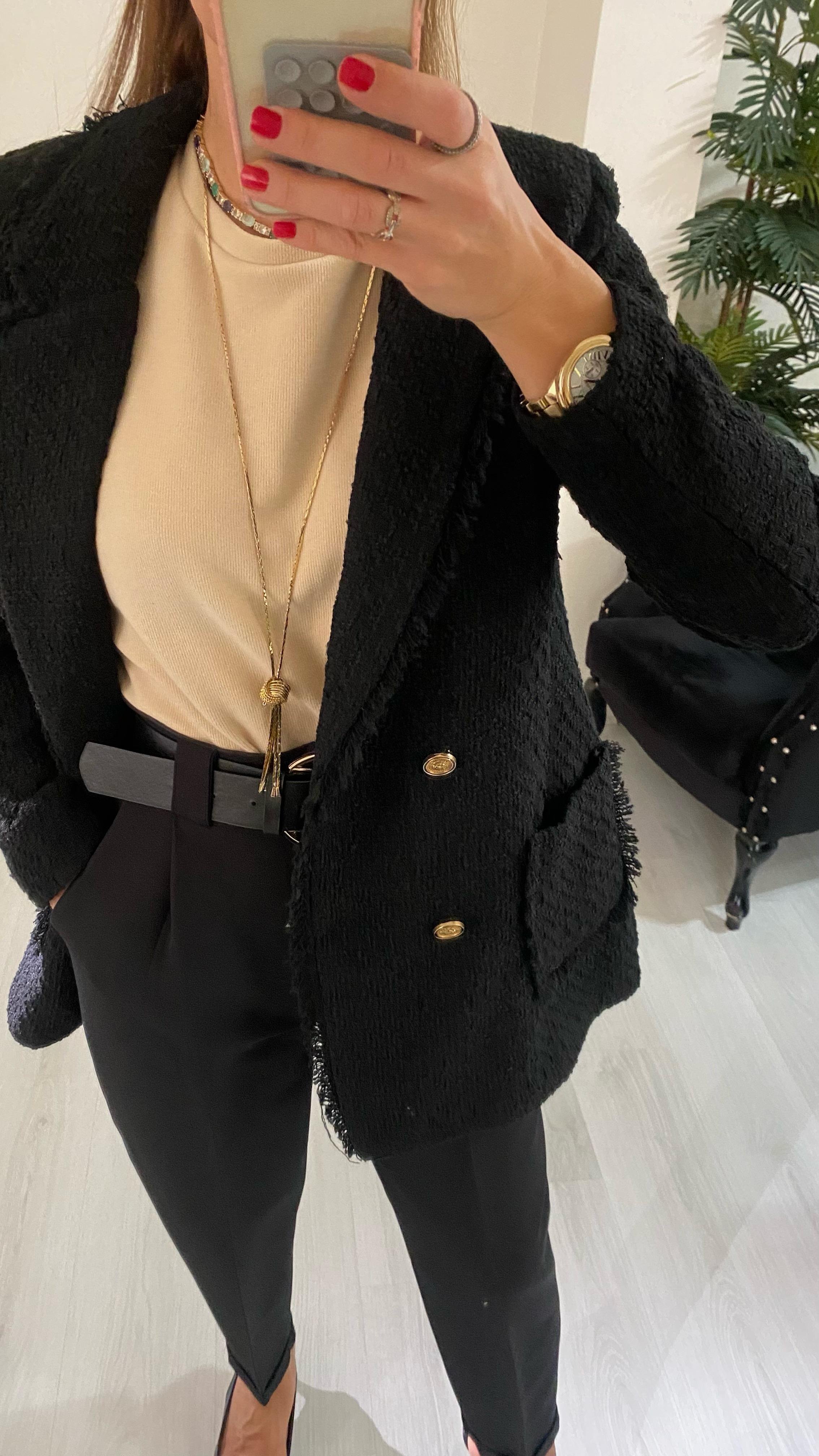 YENİ SEZONSiyah Krem Chanel Kumaş Püsküllü Gold Düğmeli Cepli Tüvit Ceket
