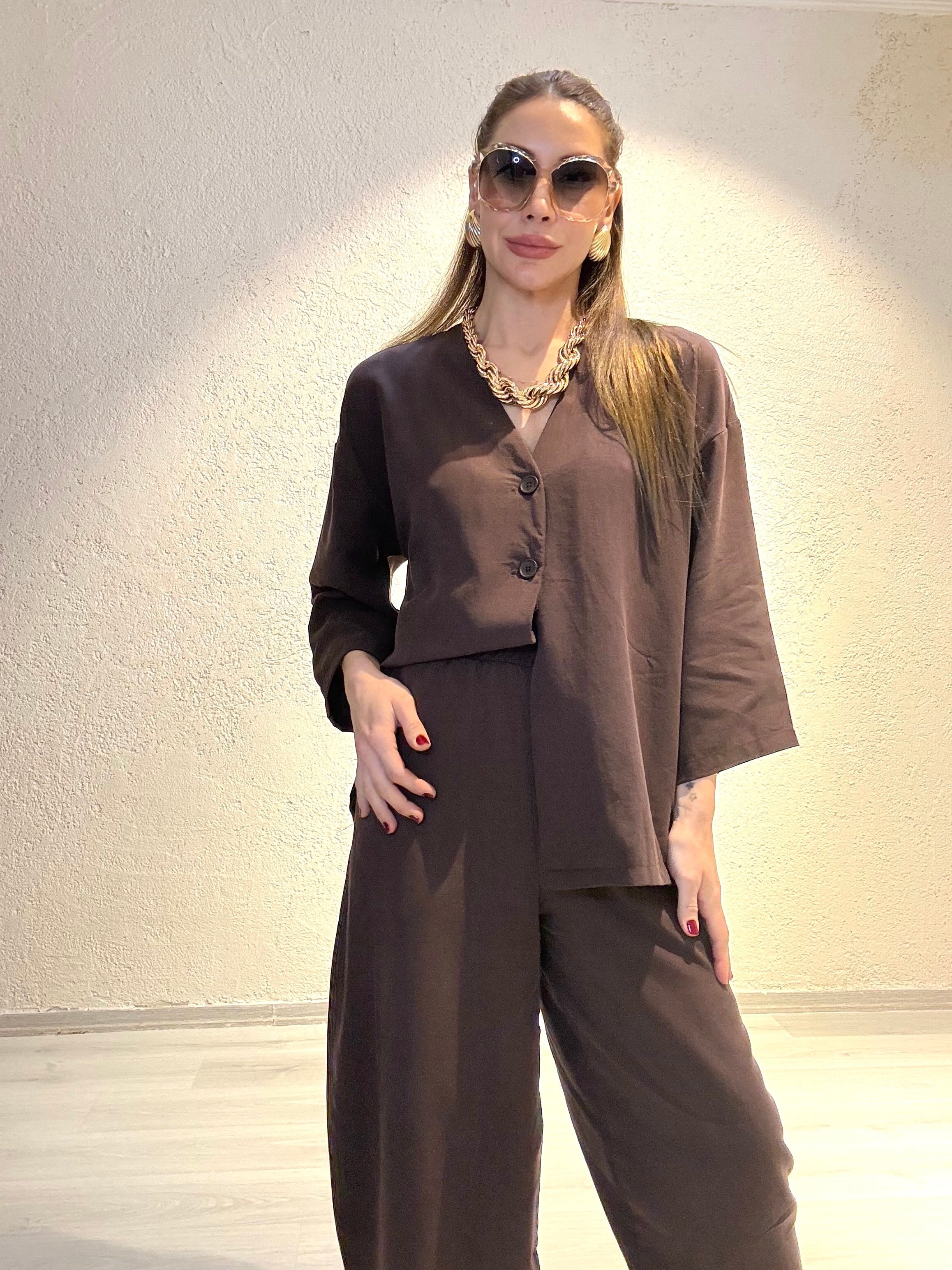 YENİ SEZONTensel Düğmeli Bluz Pantolon Takım Kahverengi