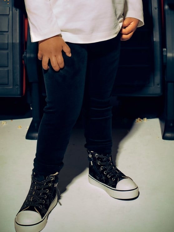 712 TAYT-BASIC-KADIFE