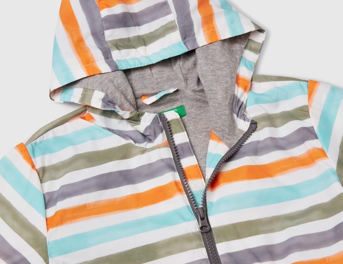 Benetton Erkek Bebek Çizgili Yağmurluk 1-6 Yaş RENKLİ