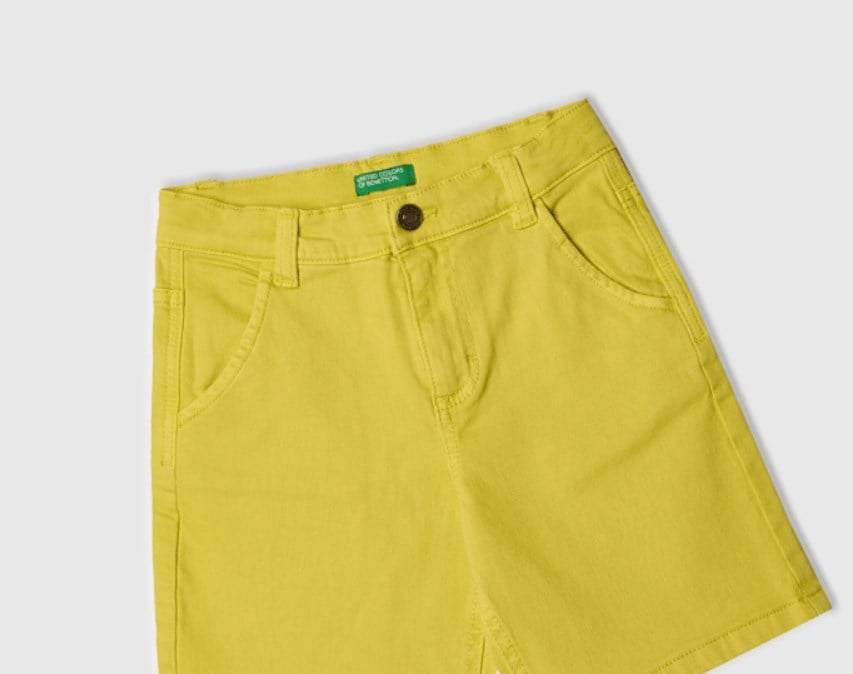 Benetton Erkek Bebek Keten Likralı Beli Düğmeli Şort 1-6 Yaş SARI