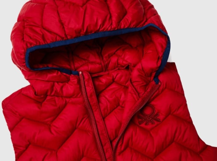 Benetton Erkek Çocuk Cepli Kapişonlu Şişme Yelek 6-14 Yaş KIRMIZI