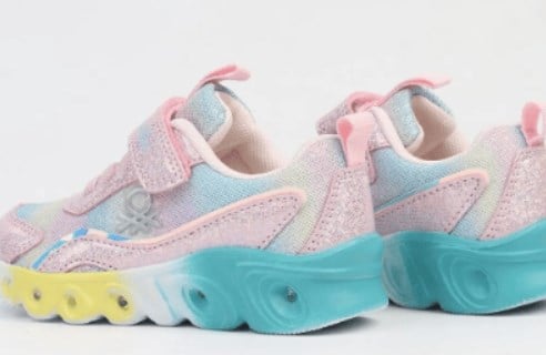 Benetton Kız Çocuk Simli Gökkuşağı Işıklı Ayakkabı 22-25 PEMBE