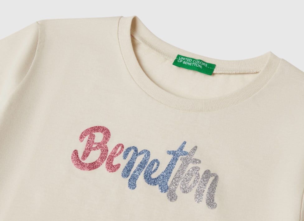 Benetton Kız Çocuk Simli Logo Baskı Tişört 6-14 Yaş BEJ