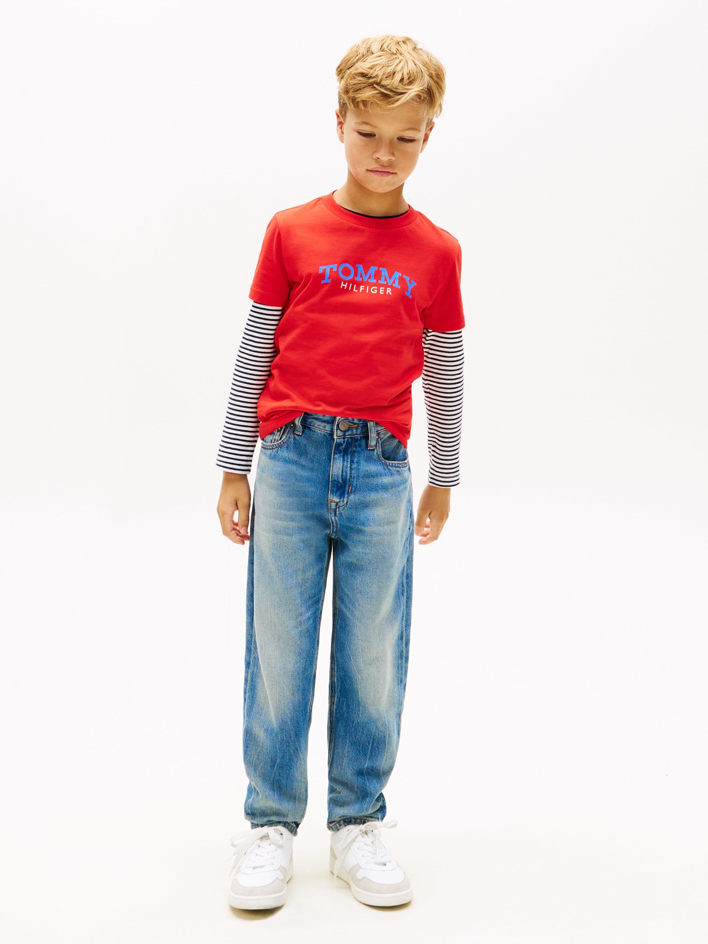 Tommy Hilfiger Çocuk  Bisiklet Yaka Logo Baskılı Tişört 4-16 Yaş KIRMIZI