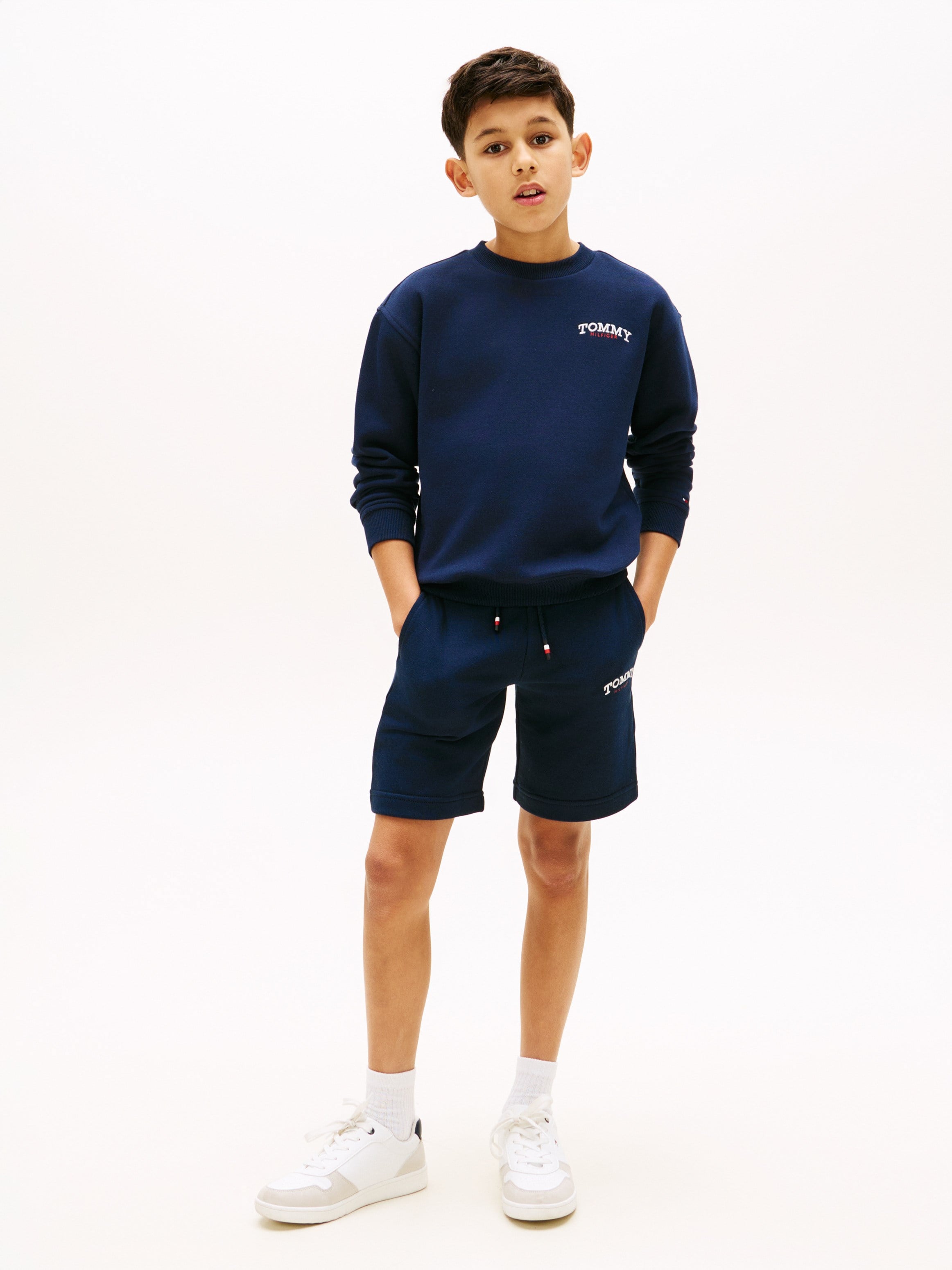 Tommy Hilfiger Erkek Çocuk Logo Baskılı Sweat Şort 6-16 Yaş LACİVERT