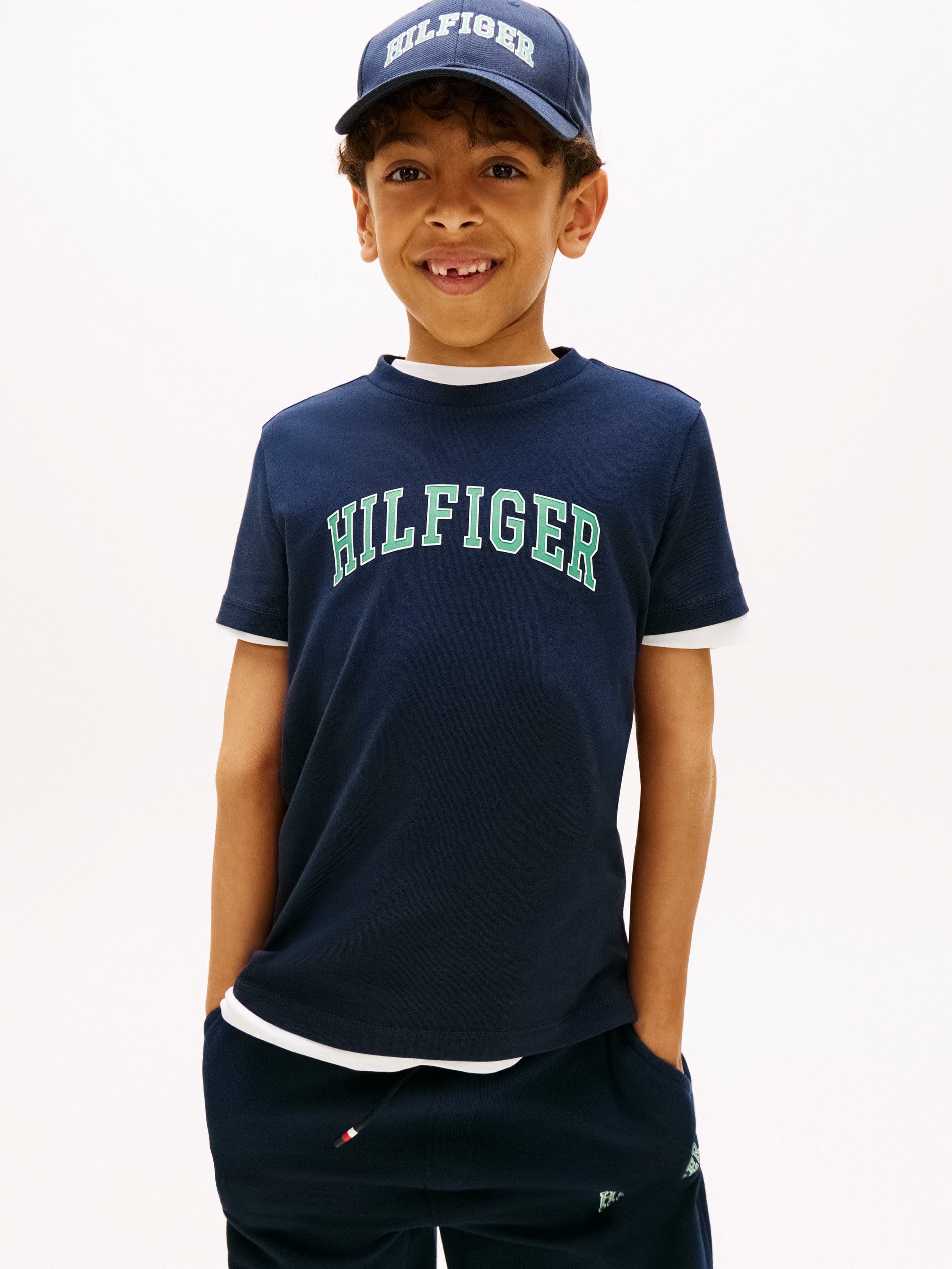 Tommy Hilfiger Kız Çocuk Varsity Logo Baskılı Kısa Kollu Tişört 4-16 Yaş LACİVERT
