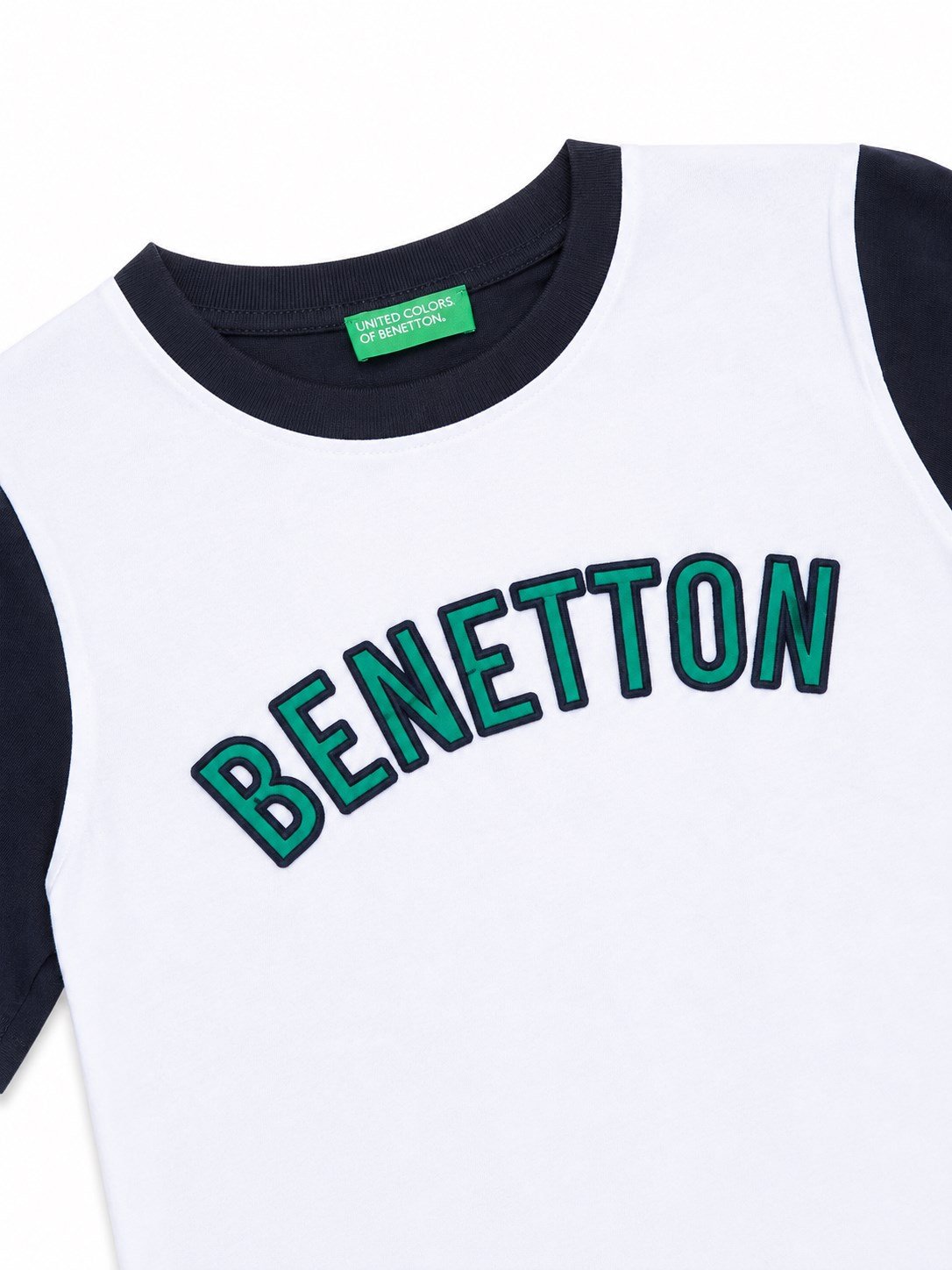 United Colors of Benetton Erkek Çocuk Renk Bloklu Logo Baskılı Bisiklet Yaka Uzun Kollu Tişört 6-14 Yaş EKRU
