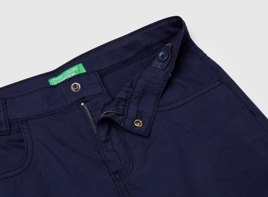United Colors of Benetton Erkek Çocuk Pamuklu Bermuda Şort 6-14 Yaş LACİVERT