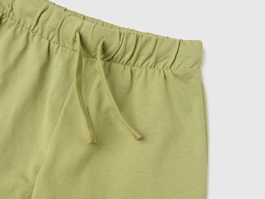 United Colors of Benetton Erkek Çocuk Bermuda Penye Şort 1-5 Yaş HAKİ