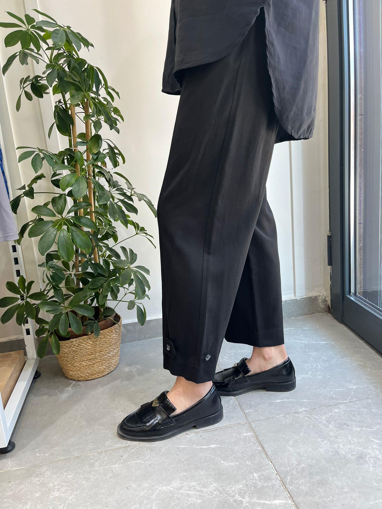 Yusuf Özdemir Pantolon Siyah 1465PantolonYusuf özdemirUT0003140yusuf özdemirYusuf Özdemir Pantolon Siyah 1465