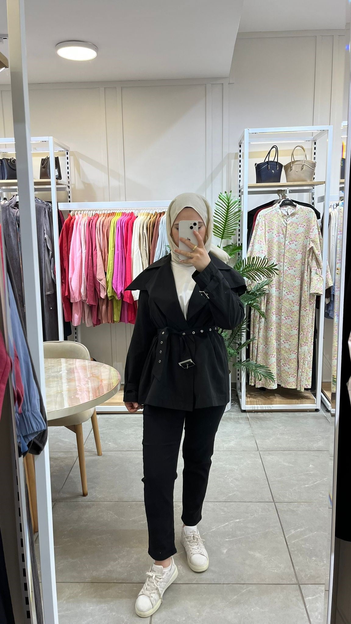 La Carte Mom Jeans Düz Kot Pantolon Siyah 0291-DPantolonLa Carte3967La CarteLa Carte Mom Jeans Düz Kot Pantolon Siyah 0291-D