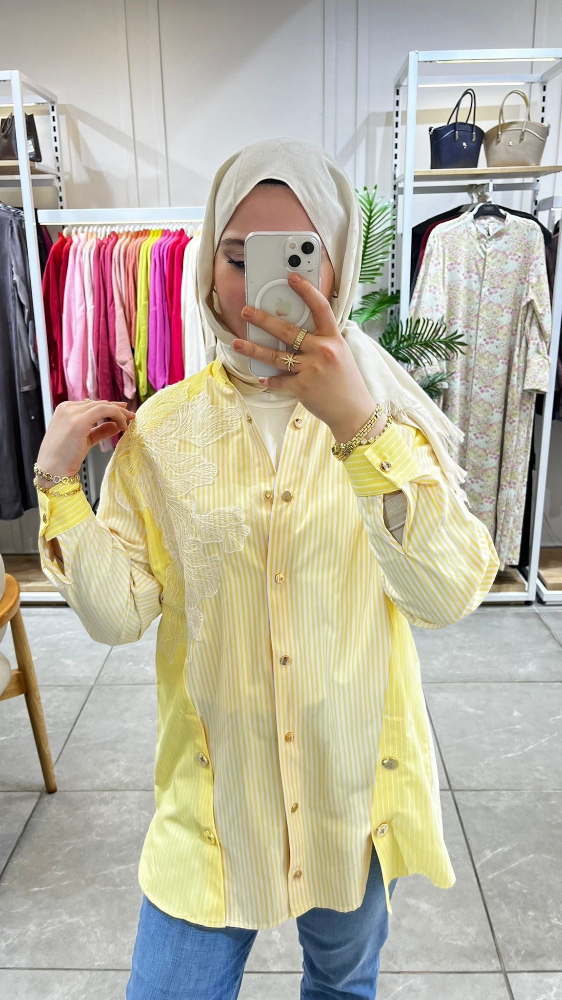 Qmash Nakış Detaylı Çizgili Gömlek Sarı 9189GömlekQmash3958QmashQmash Nakış Detaylı Çizgili Gömlek Sarı 9189