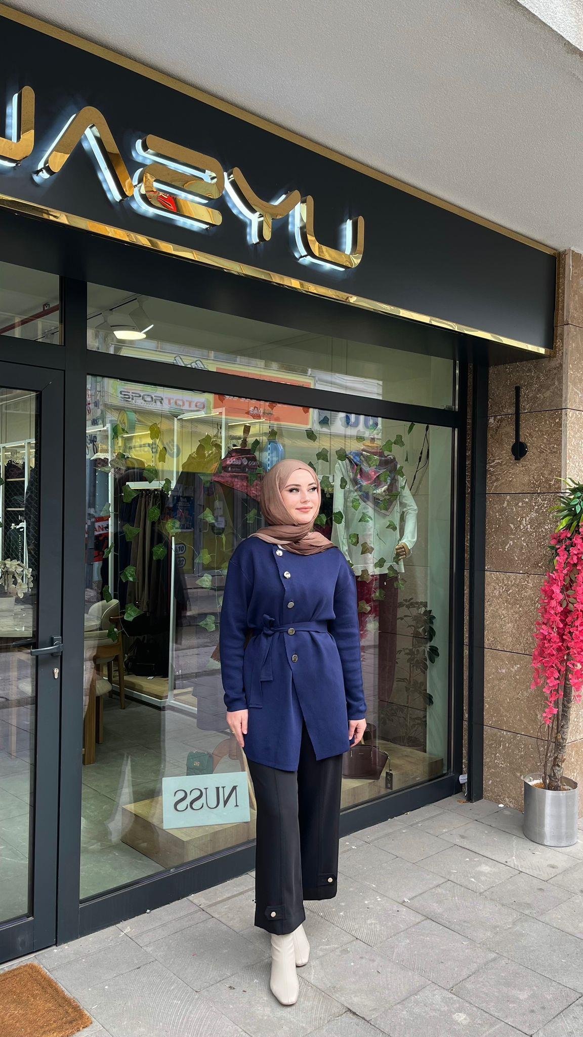 yusuf-ozdemir-beli-lastikli-parasut-detayli-pantolon-1547PantolonYusuf özdemirUYT000043yusuf özdemirYusuf Özdemir Beli Lastikli Paraşüt Detaylı Pantolon 1547