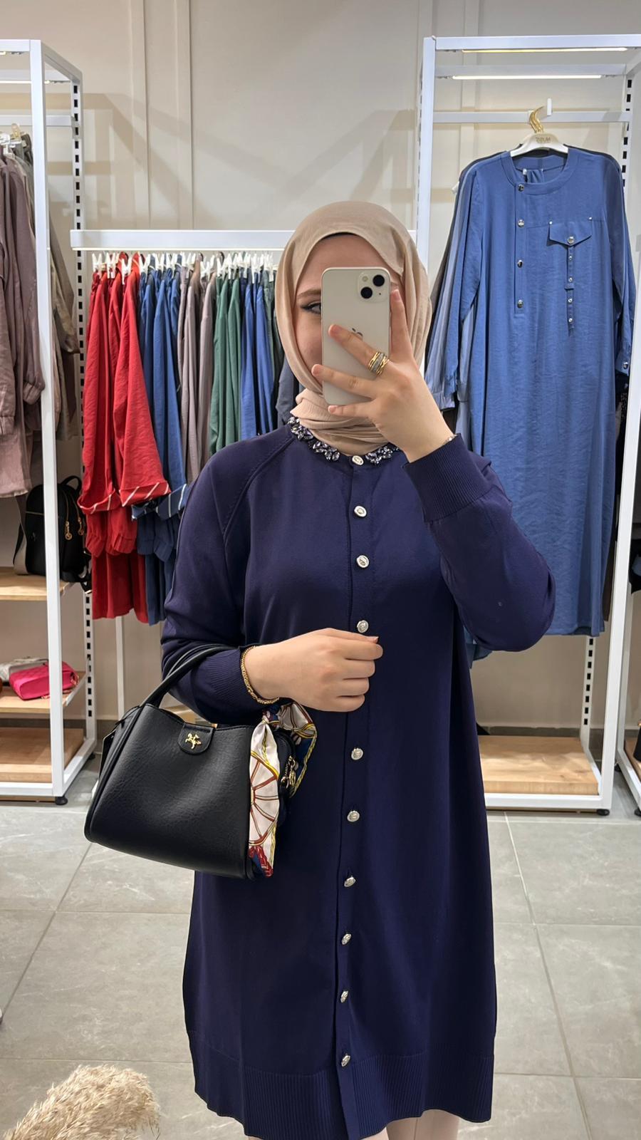 Nuss 300T Yakası Taş İşlemeli Merserize Tunik LacivertTunikNussUYT0003660NussNuss 300T Yakası Taş İşlemeli Merserize Tunik Lacivert