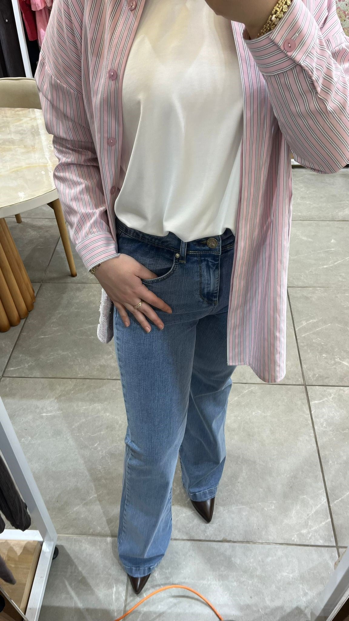 La Carte İspantol Paça Kot Pantolon Açık Mavi-Kim 4000-DPantolonLa Carte3968La CarteLa Carte İspantol Paça Kot Pantolon Açık Mavi-Kim 4000-D