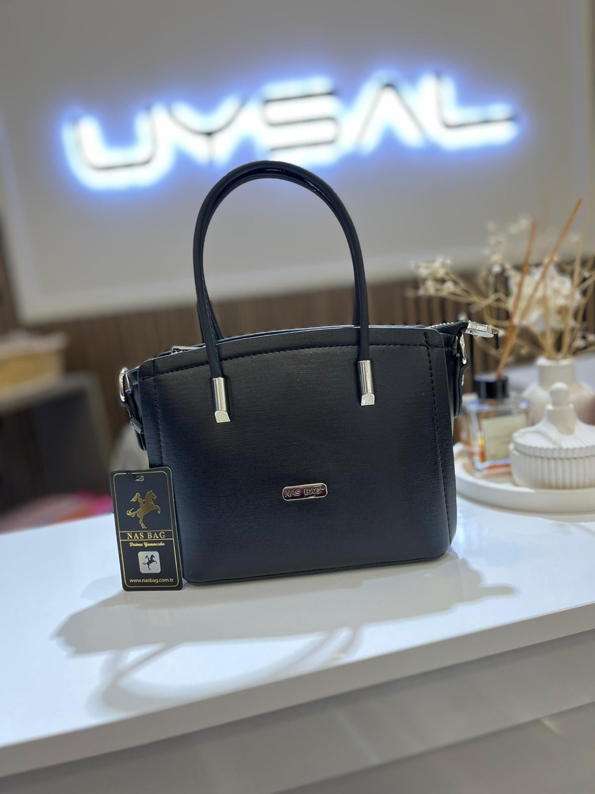 Nas Kadın Mini El ve Çapraz Çanta Siyah Kımera 1390El ÇantasıNas Çanta3907Nas ÇantaNas Kadın Mini El ve Çapraz Çanta Siyah Kımera 1390