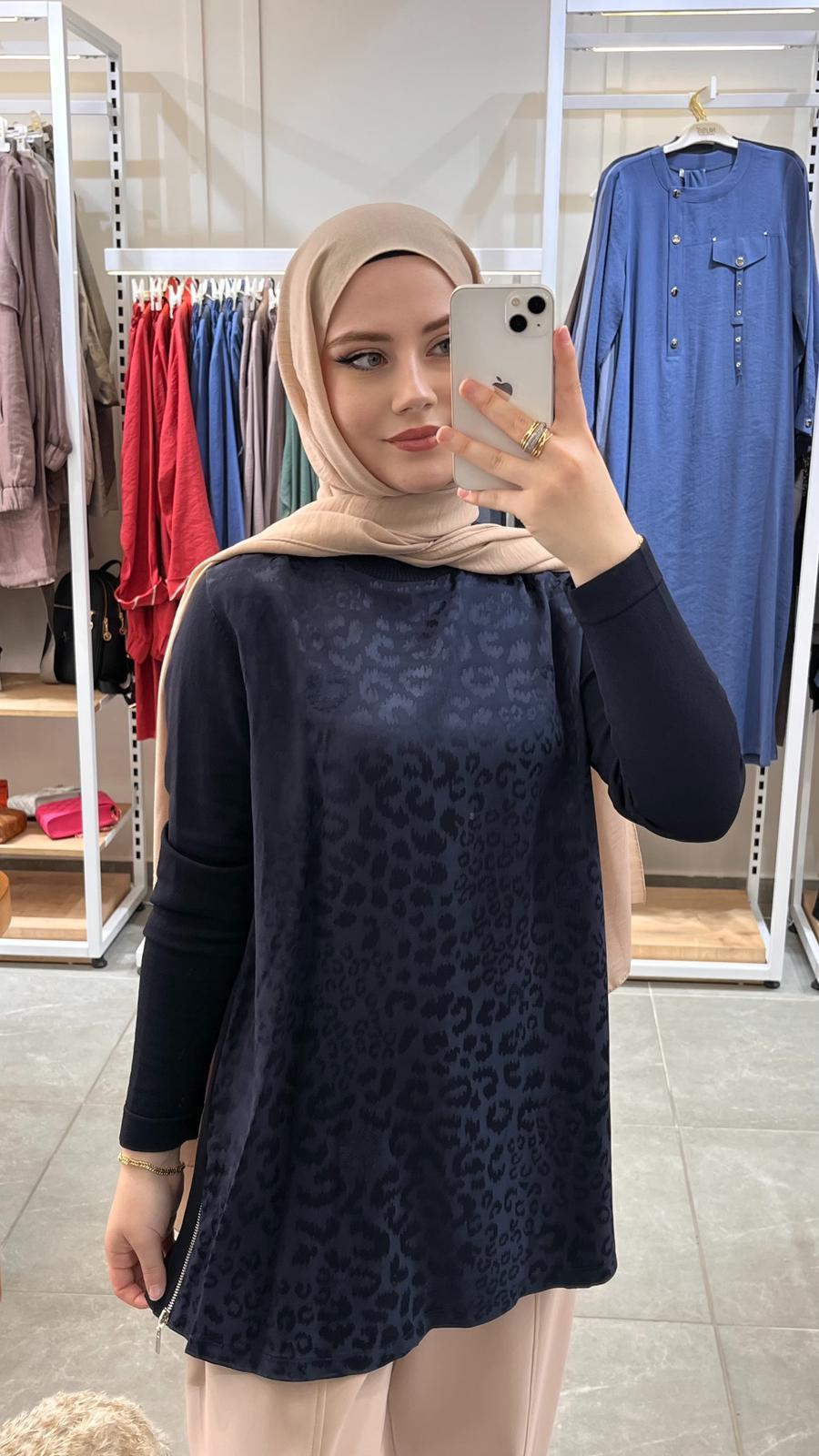 Nuss 3002 Leopar Jakar Detay Merserize Tunik LacivertTunikNussUYT0003656NussNuss 3002 Leopar Jakar Detay Merserize Tunik Lacivert