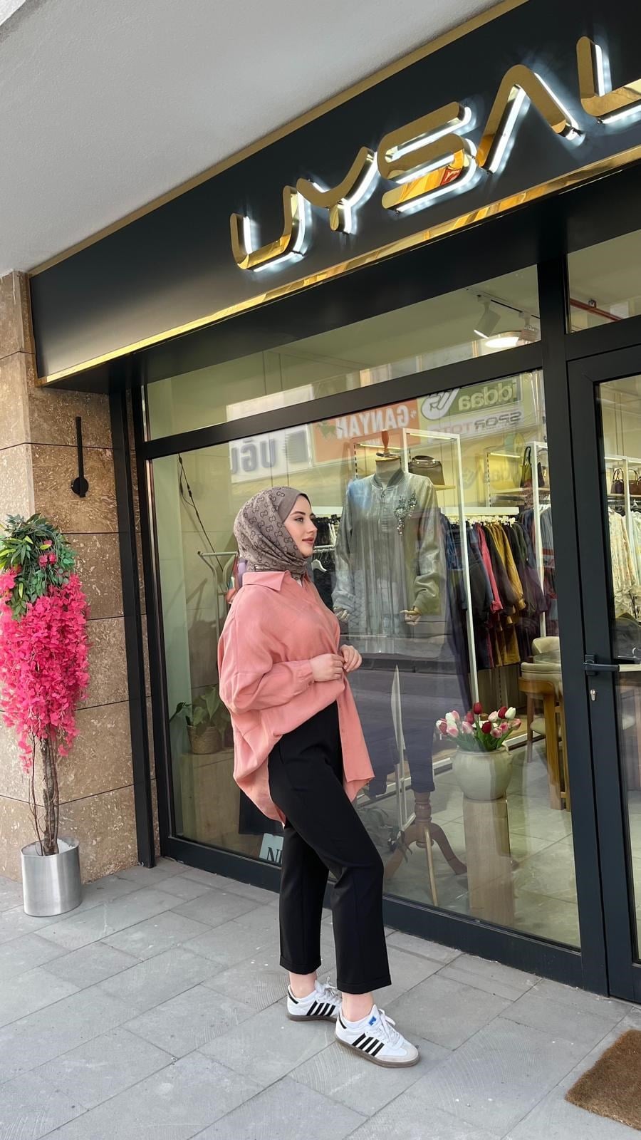 Yusuf Özdemir Duble Paça Pantolon SiyahPantolonYusuf Özdemir3980Yusuf ÖzdemirYusuf Özdemir Duble Paça Pantolon Siyah