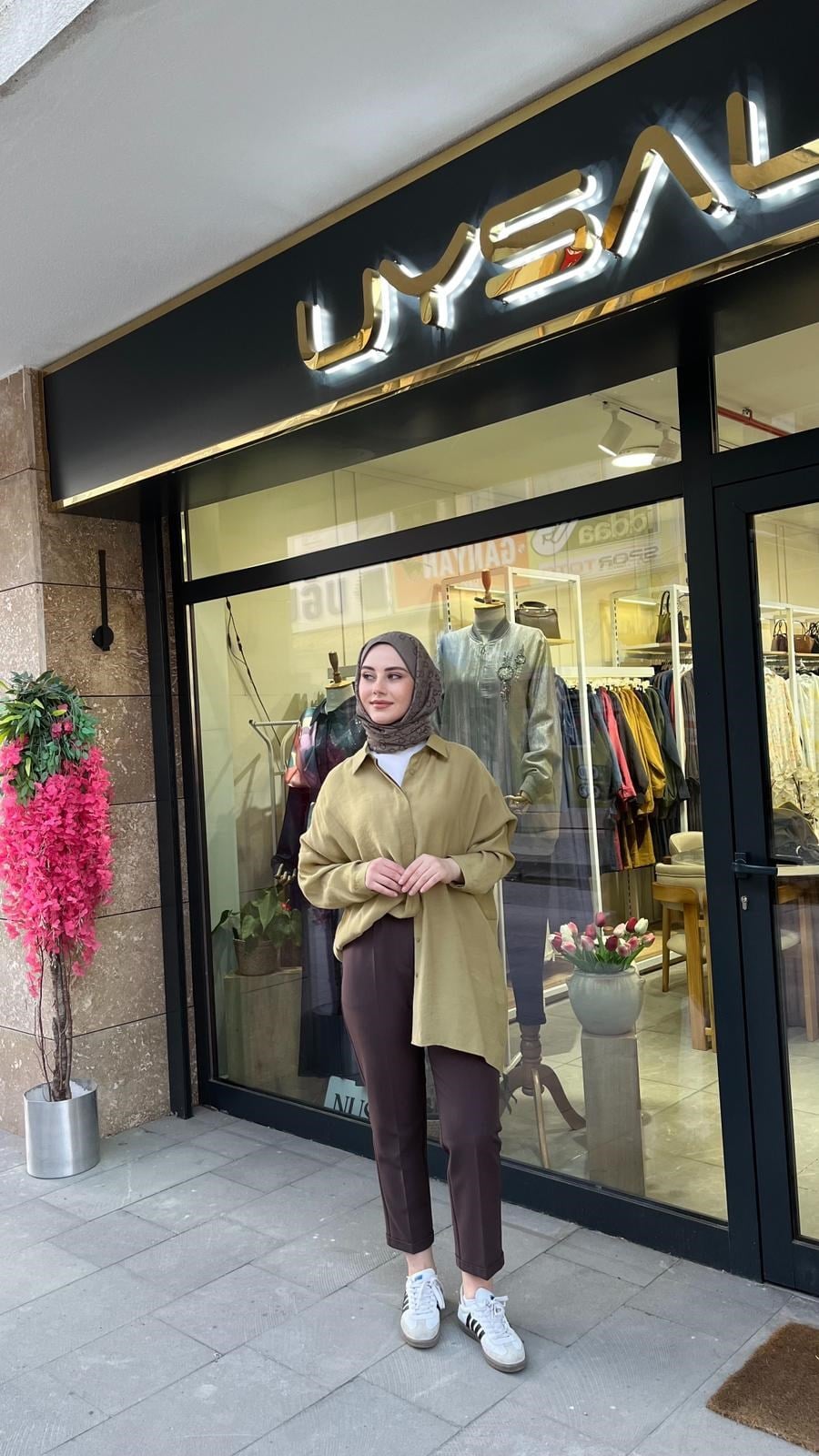 Yusuf Özdemir Duble Paça Pantolon KahvePantolonYusuf Özdemir3979Yusuf ÖzdemirYusuf Özdemir Duble Paça Pantolon Kahve