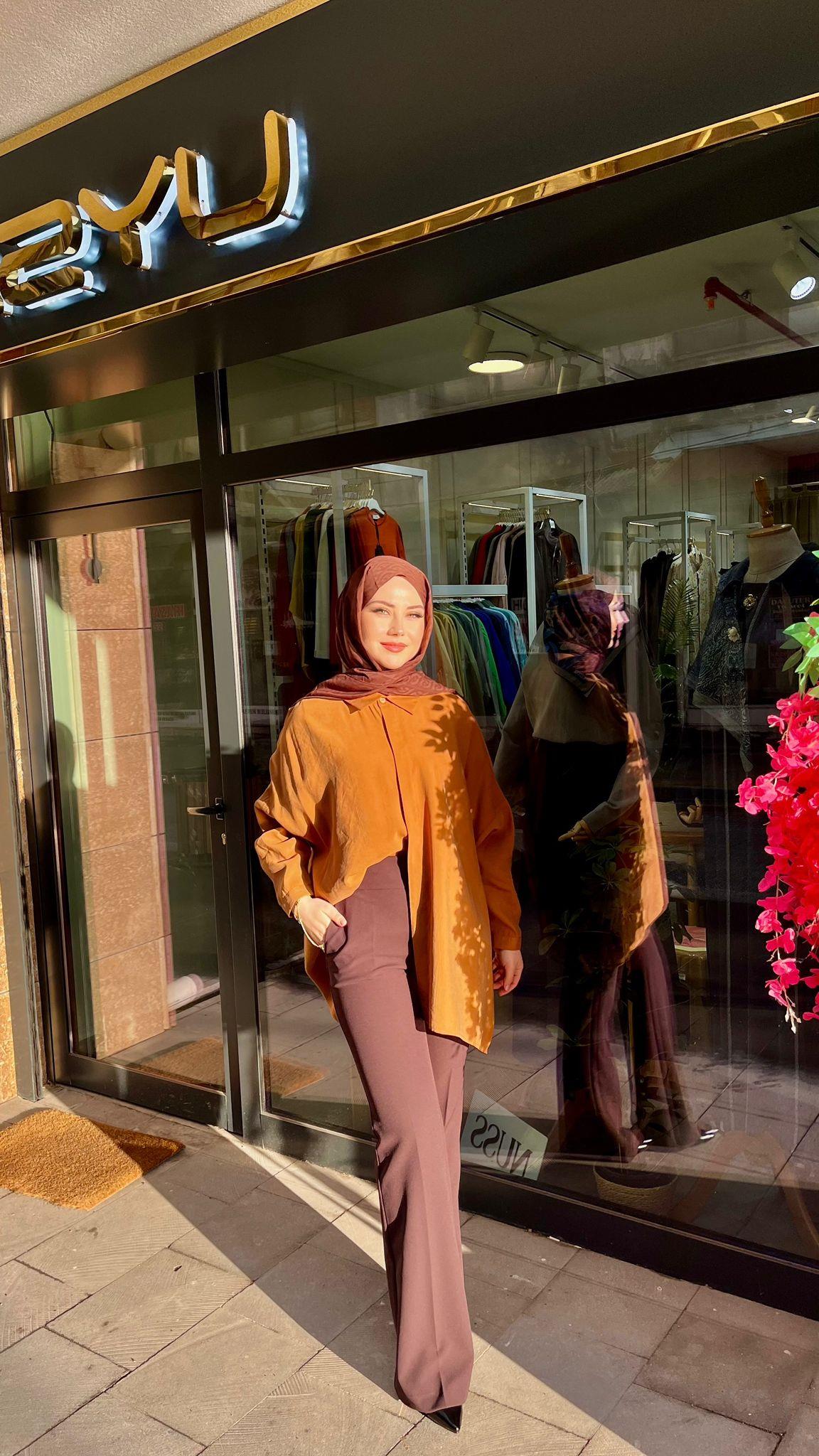 Yusuf Özdemir 1483 İspanyol Paça Pantolon KahvePantolonYusuf Özdemir3830Yusuf ÖzdemirYusuf Özdemir 1483 İspanyol Paça Pantolon Kahve