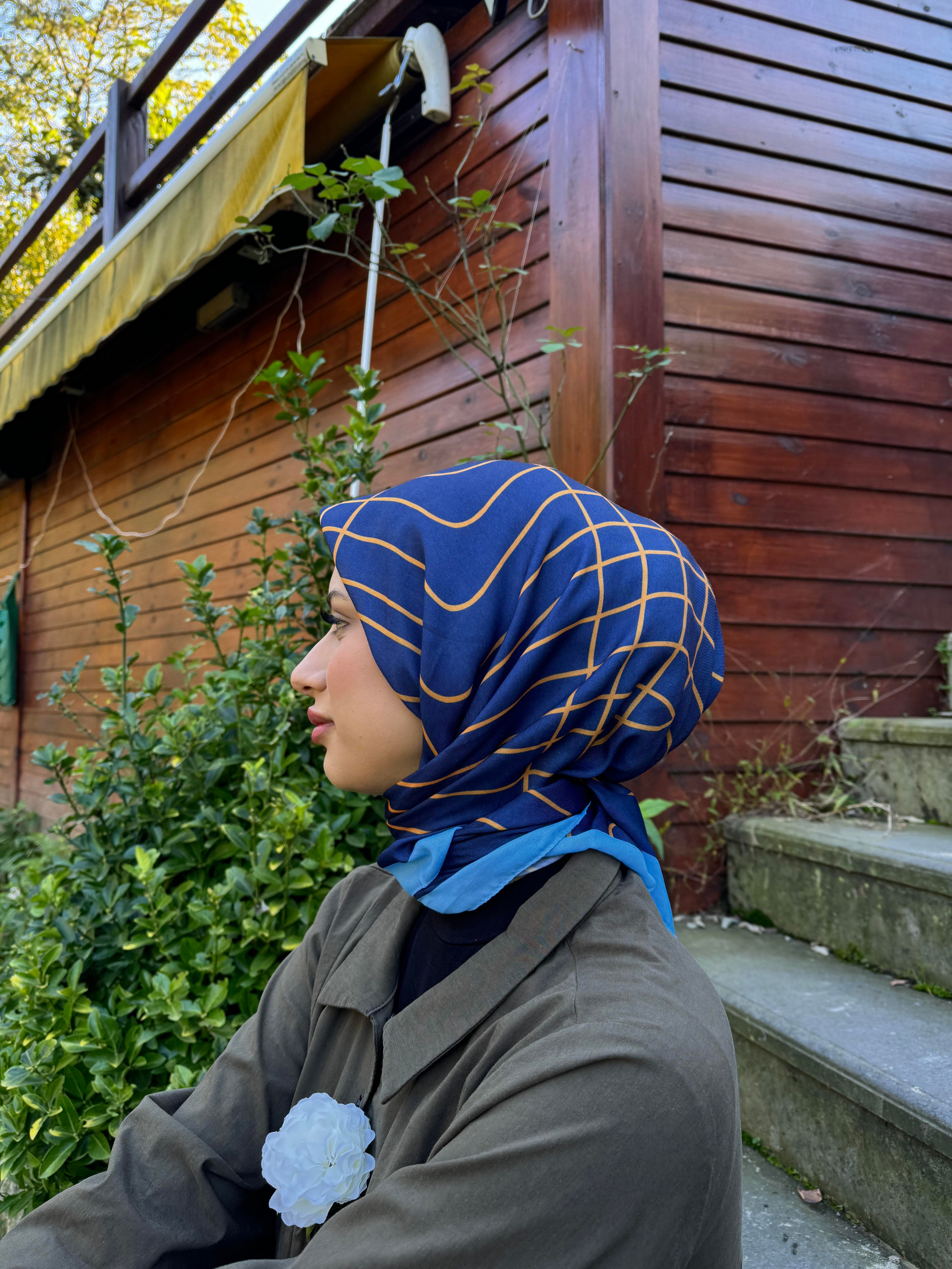 Zarif Desen - Lacivert