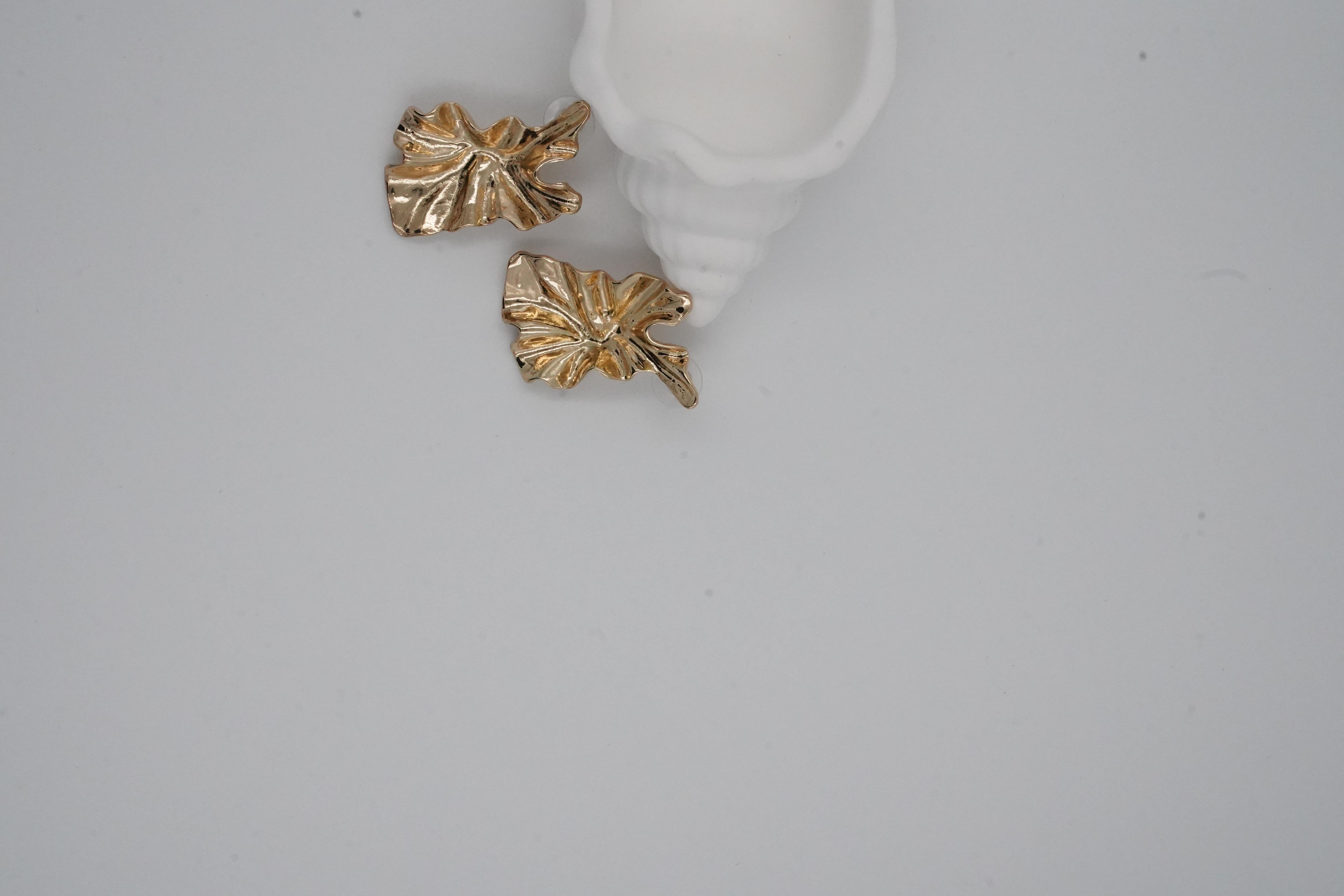 Gold asimetrik küpe