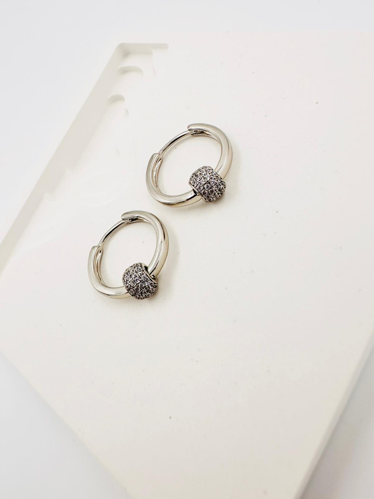 STONE seri gümüş ince halka küpe 00872