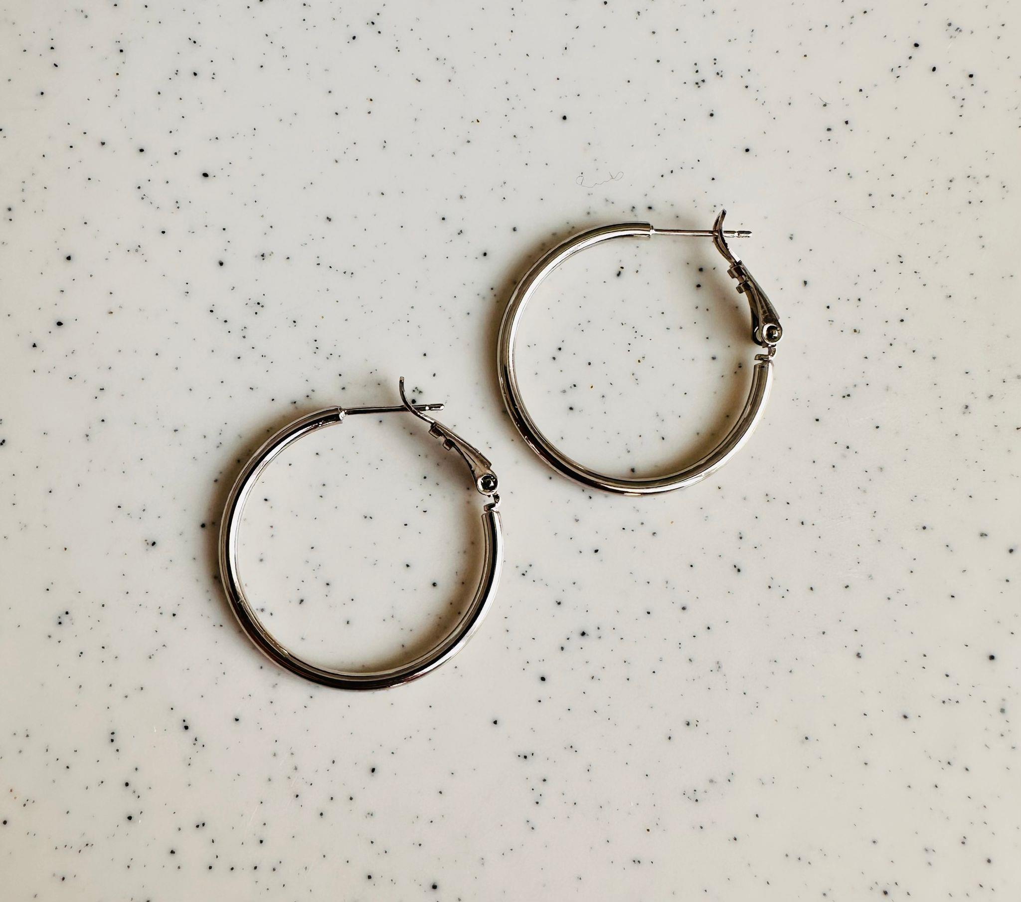 VIP gümüş klasik halka küpe 00851