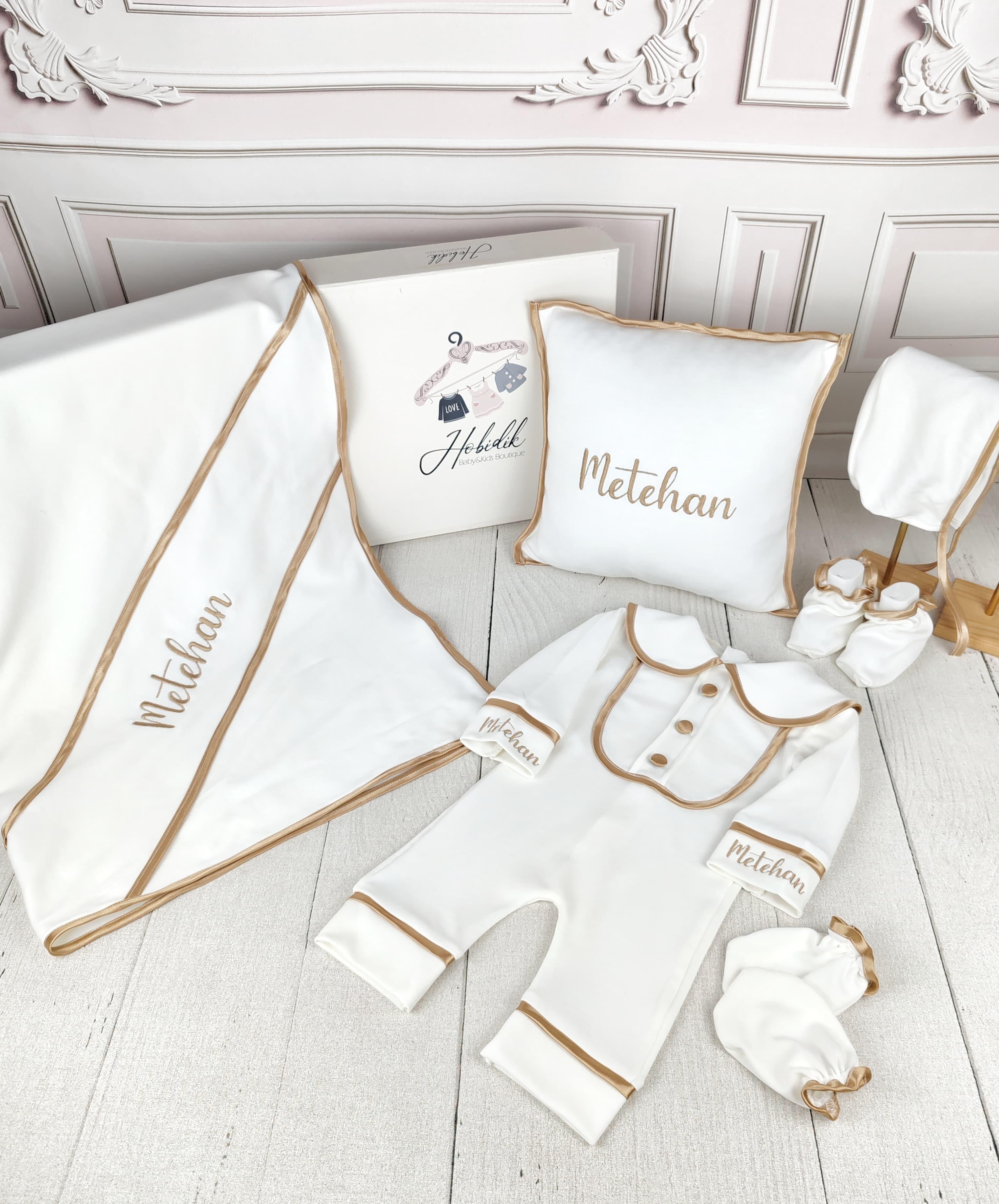 Beyaz Kahve Biyeli Önden Düğmeli  Bebe Yaka Komple Set