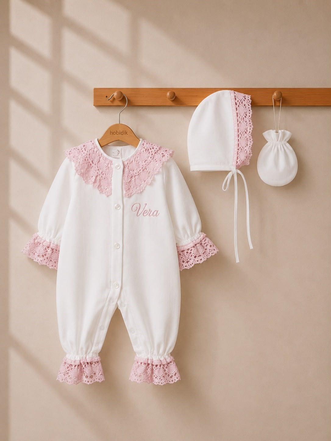 Kız Bebek Ekru Müslin Pembe Dantelli Tulum Set