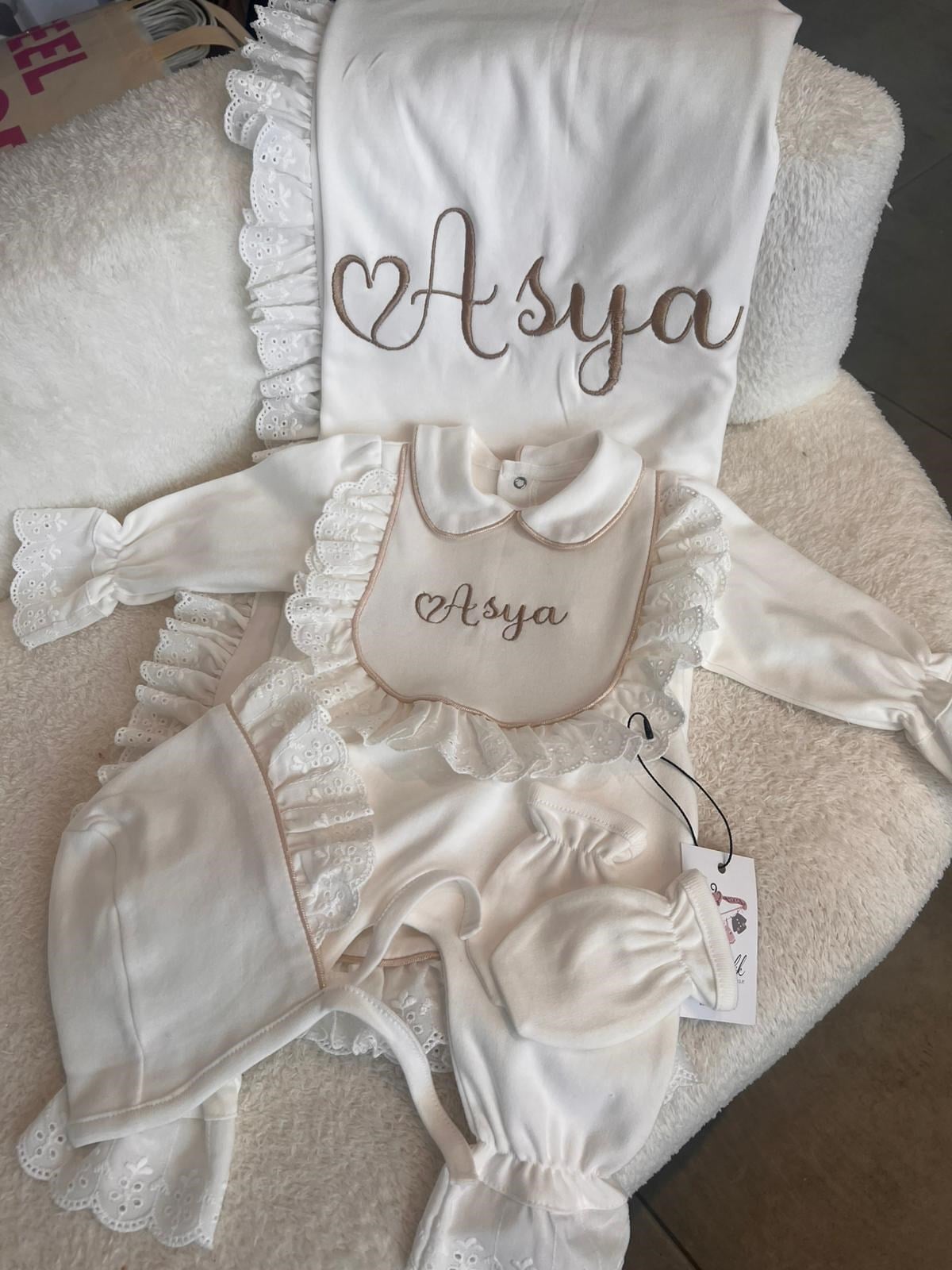 Kız Bebek Simli Somon  Biyeli Fistolu Battaniyeli Tulum Set Hastane Çıkışı