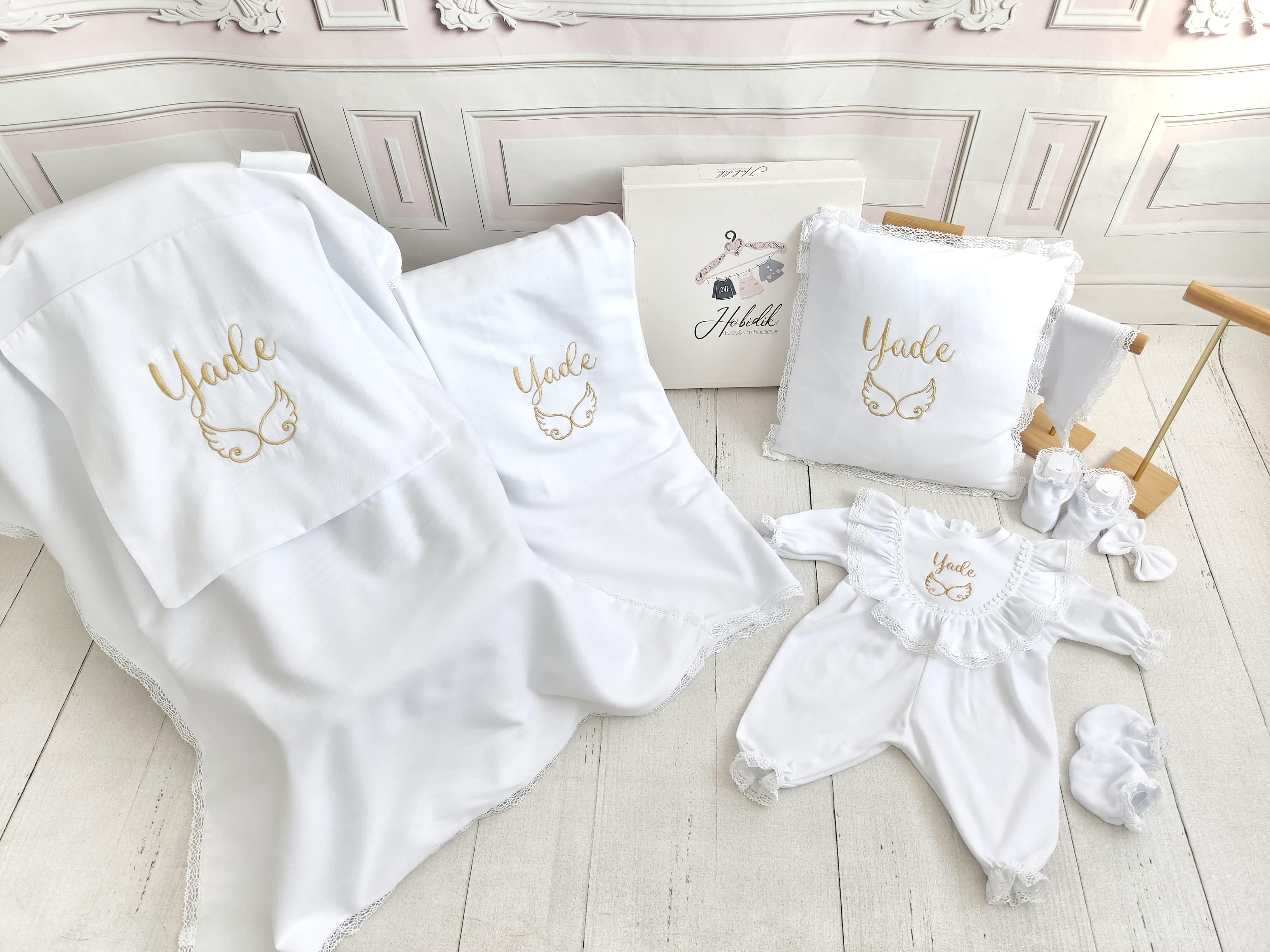 Melek Kanatlı İşlemeli Çoklu Set 