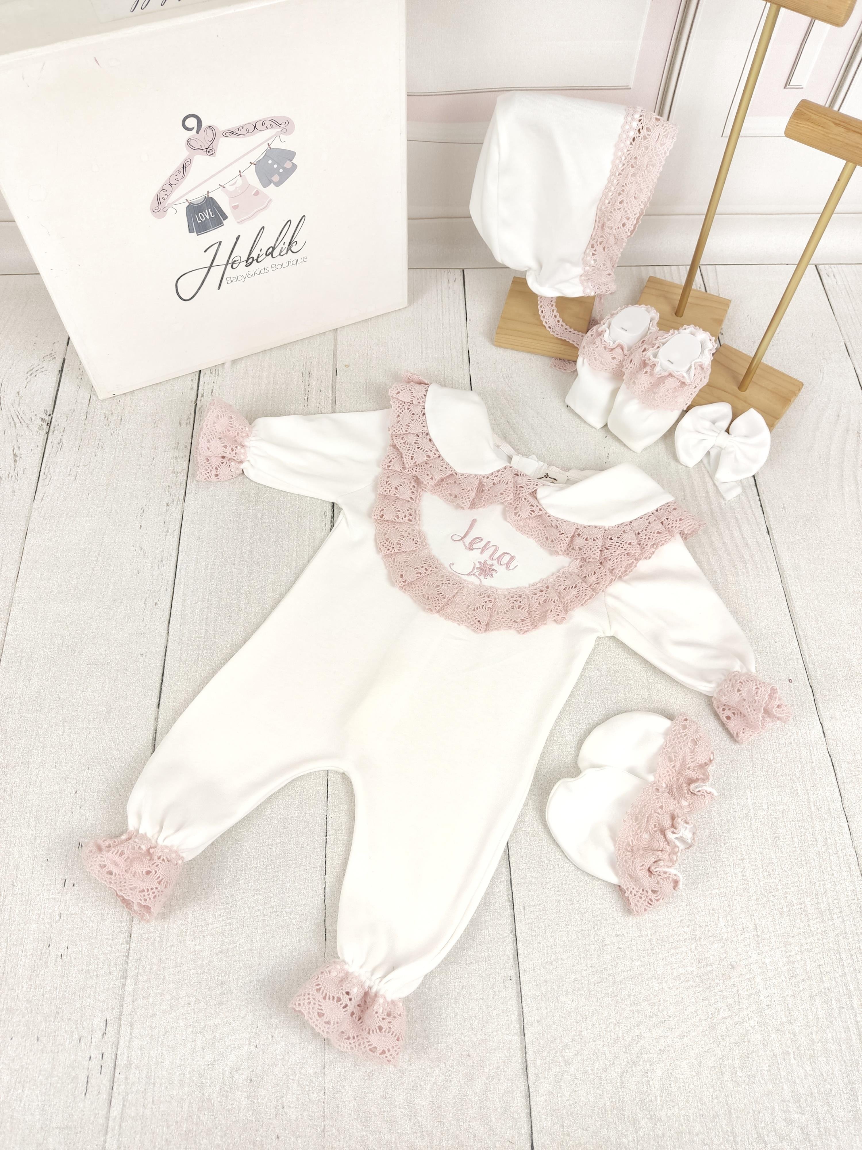 Pembe Dantelli İsim İşlemeli Tulum Set 