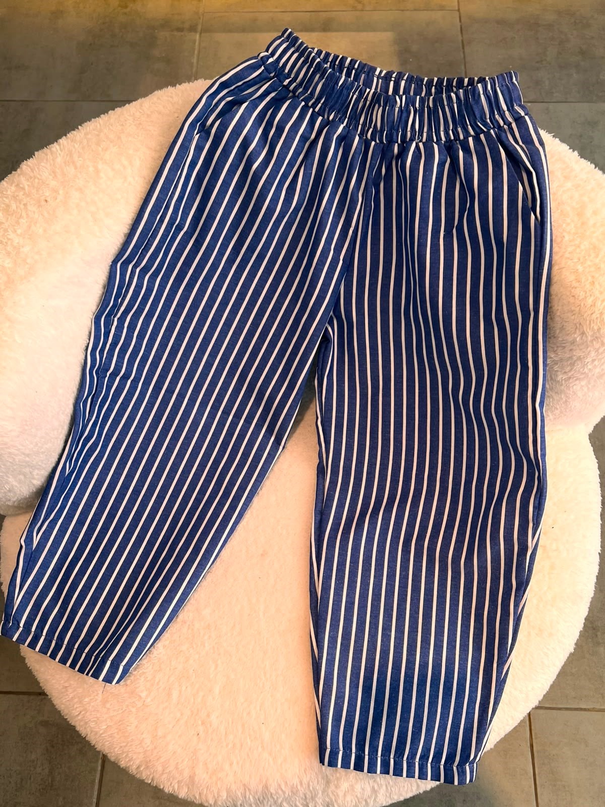 Unisex Mavi Yazlık Çocuk Pantolonu – Rahat Kesim Pamuklu Pantolon (2-7 Yaş)