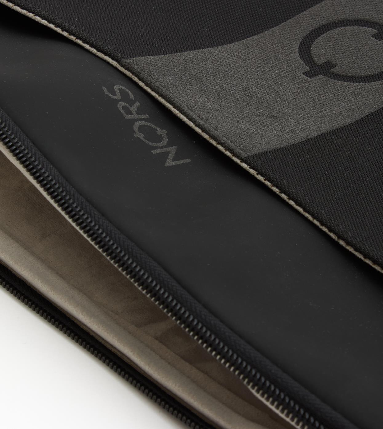 Stur Case Küçük - Siyah