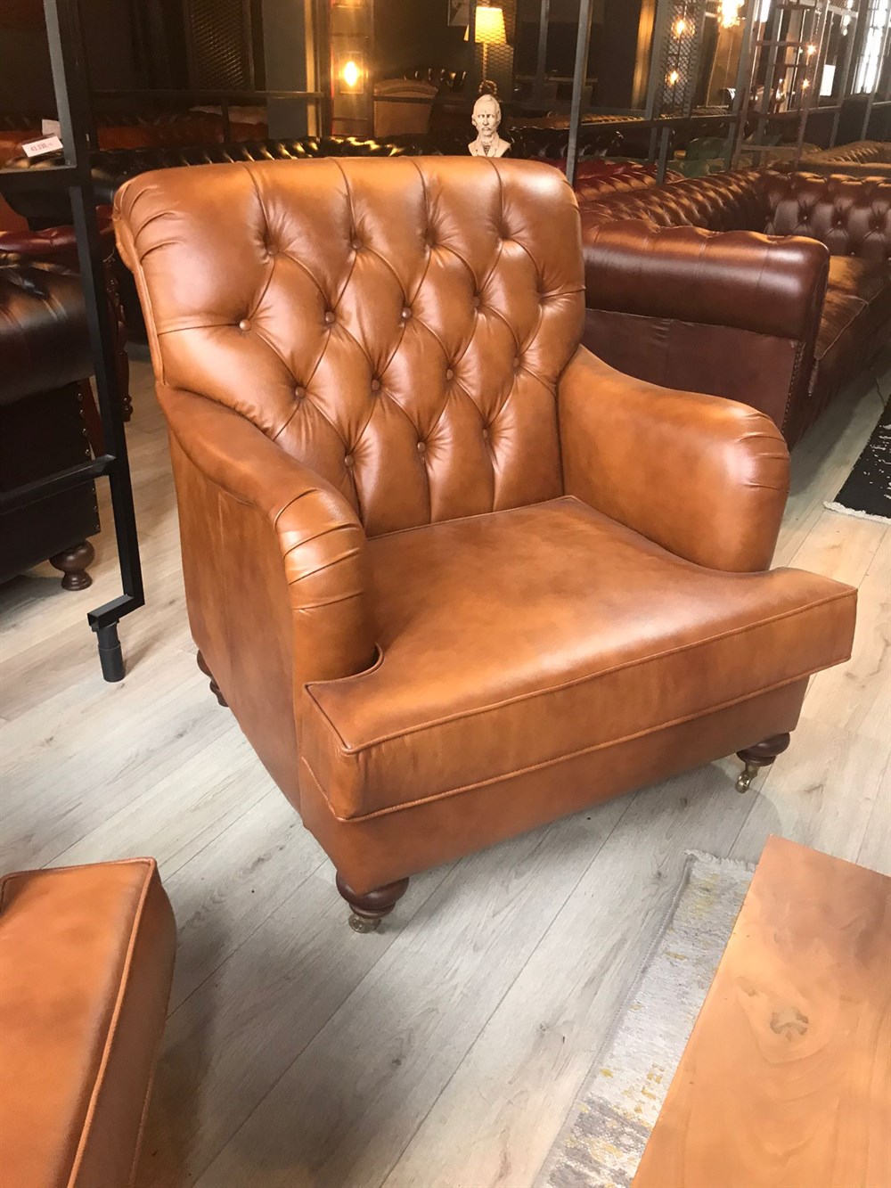 3A  HAKİKİ DERİ KİNG EDWARD İTALİAN SOFA 3+1+1