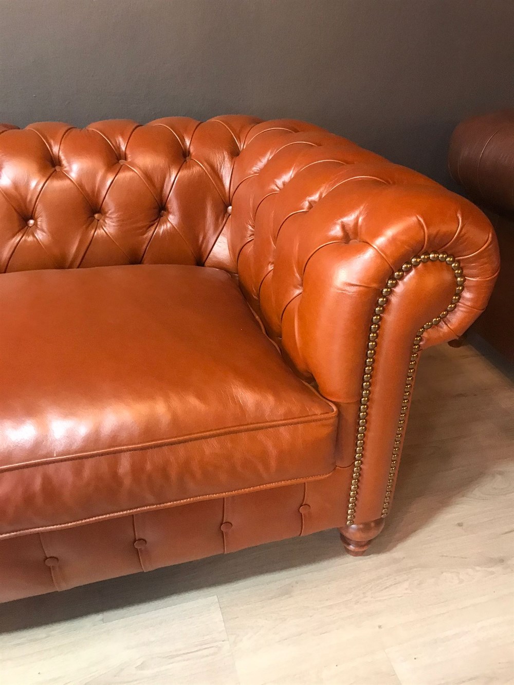 3A HAKİKİ DERİ LEİCESTER CHESTERFİELD