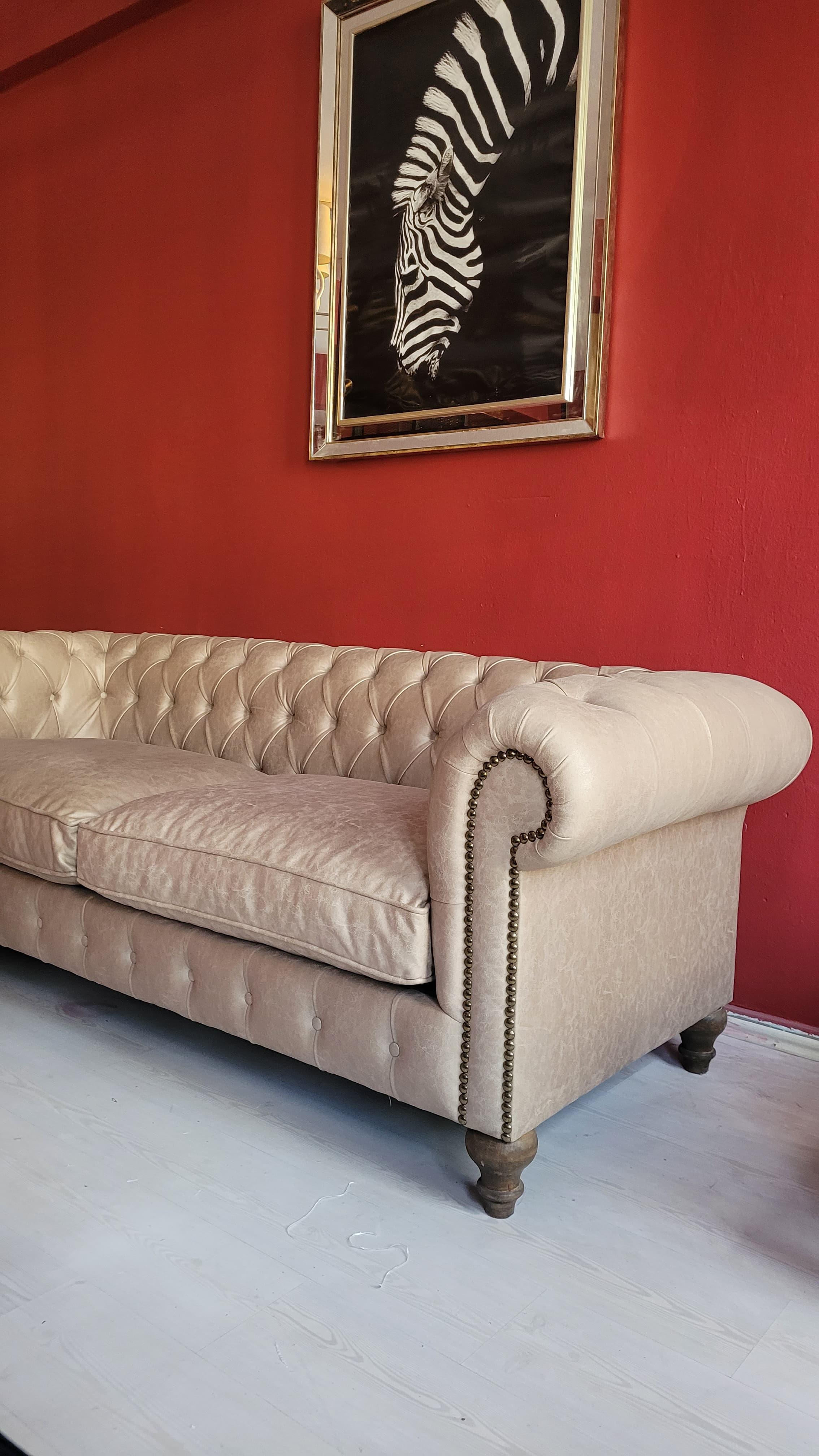 3A MOBİLYA ART  NUBUK CHESTERFİELD 