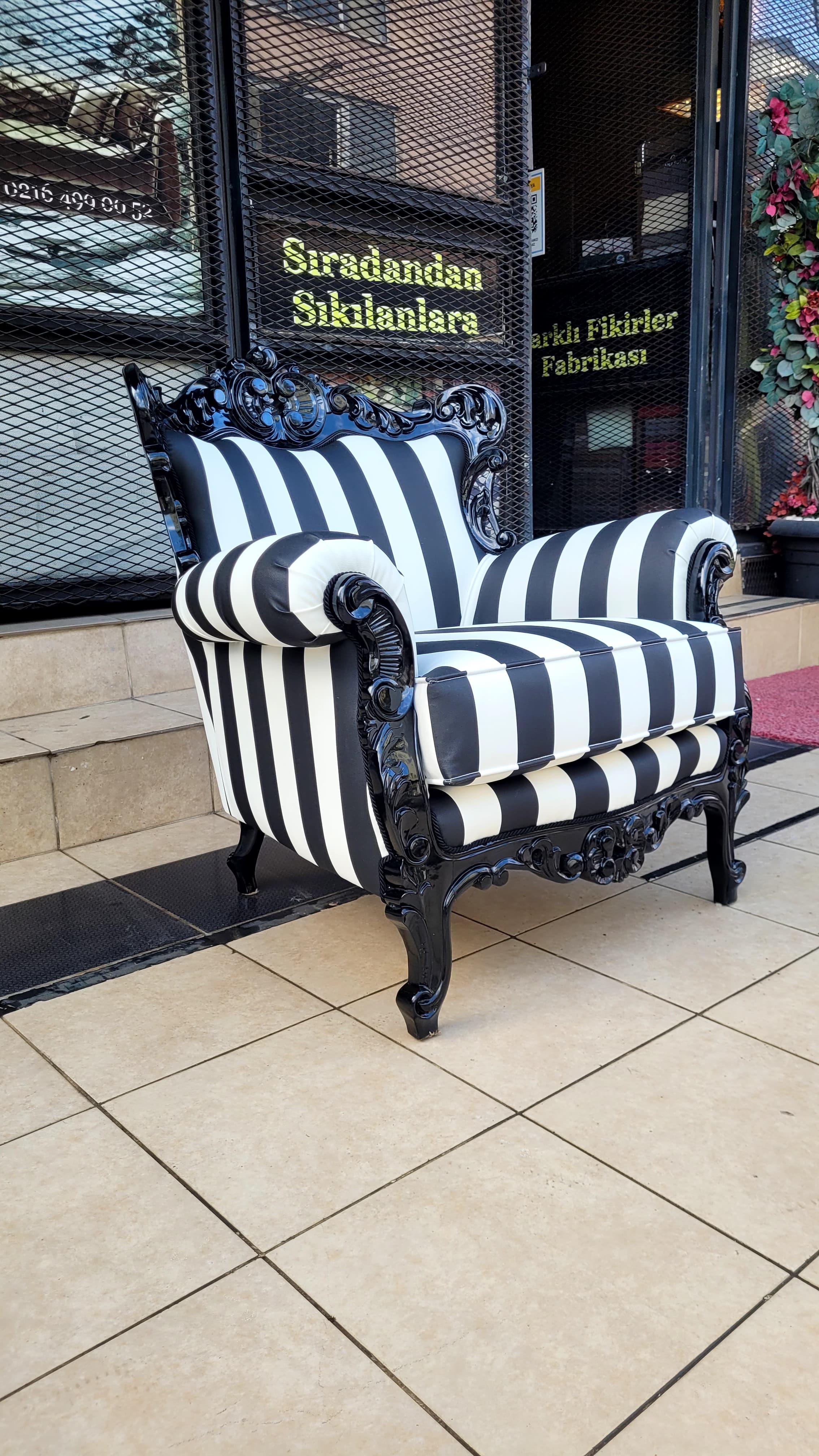 3A MOBİLYA BLACK  &  WHİTE  OYMALI  BERJER