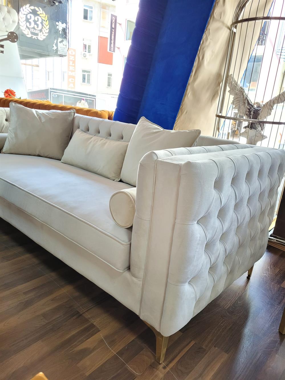 3A MOBİLYA GOLD SWAN KAPİTONE KOLTUK 