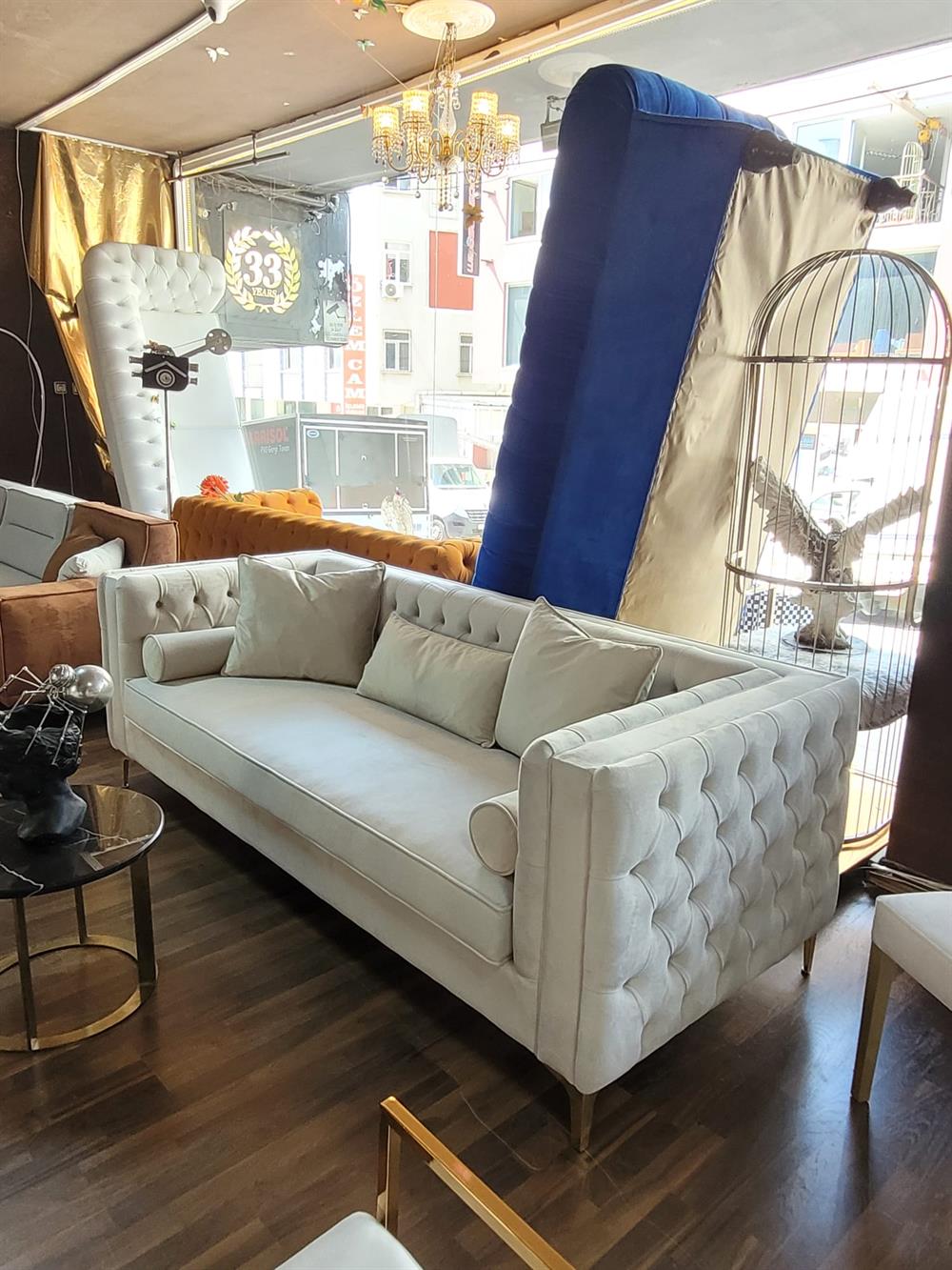 3A MOBİLYA GOLD SWAN KAPİTONE KOLTUK 