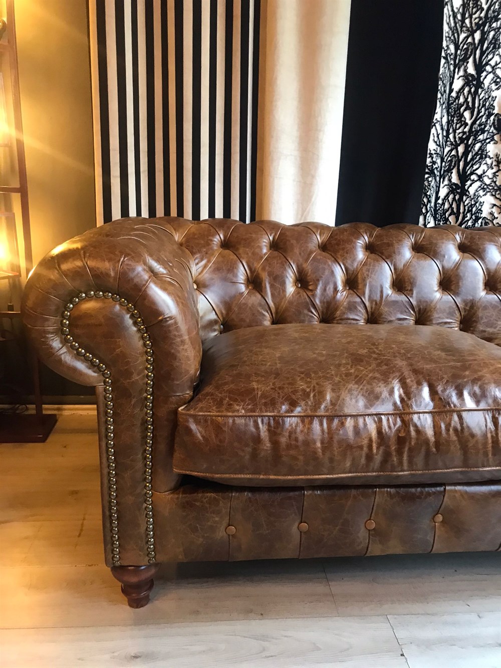 3A MOBİLYA HAKİKİ DERİ ENGLİSH PULLAP CHESTERFİELD TAKIMI
