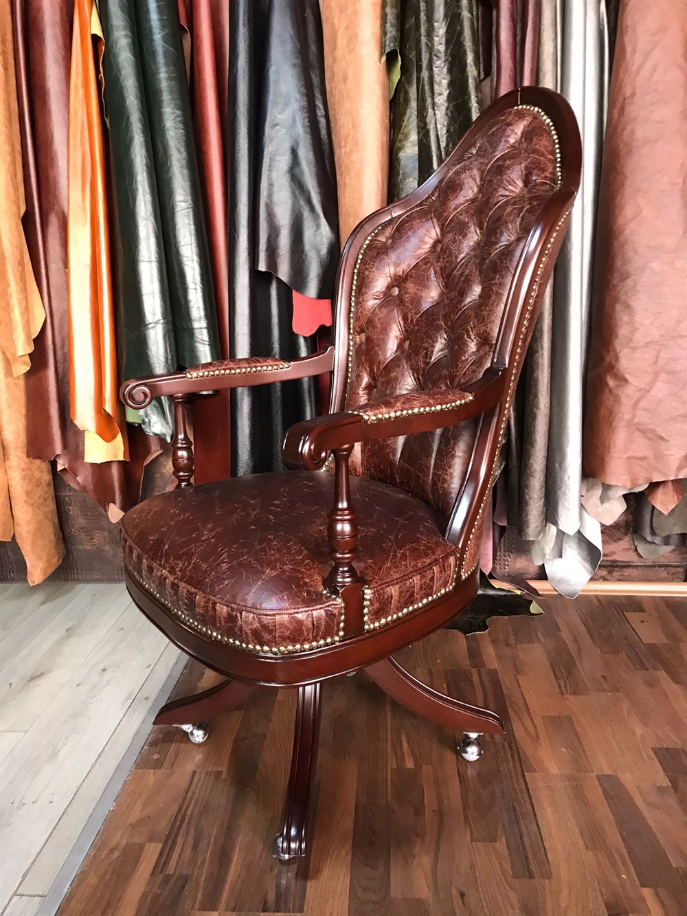 3A MOBİLYA HAKİKİ DERİ OLD NAVY MAKAM KOLTUĞU 