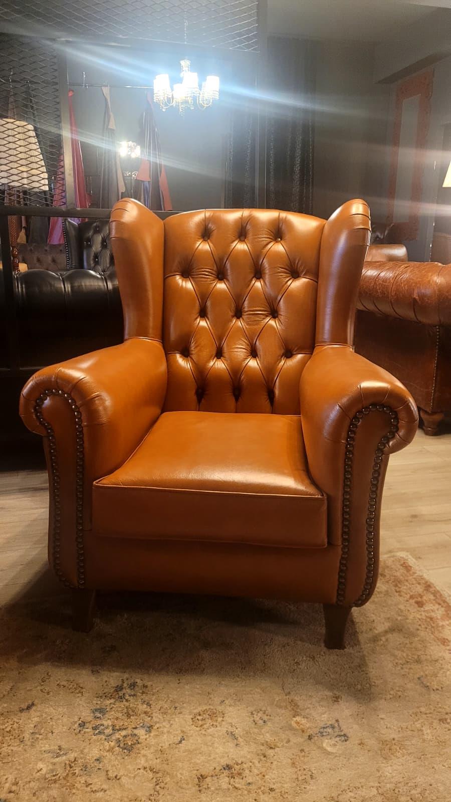 3A MOBİLYA HAKİKİ DERİ TABA KULAKLI  BERJER 