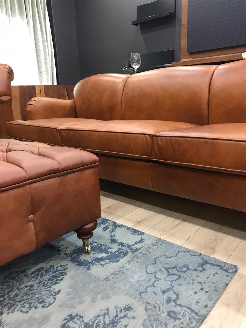 3A MOBİLYA KİNG EDWARD REAL  İTALİAN LEATHER  SOFA  3+3+1+1+PUF